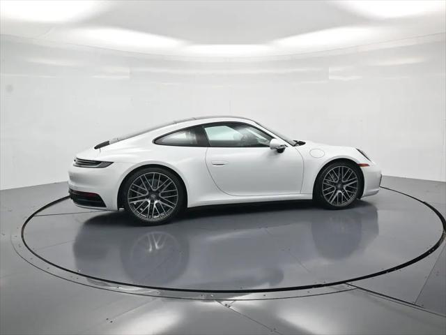 2021 Porsche 911 Carrera
