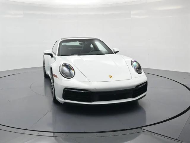 2021 Porsche 911 Carrera
