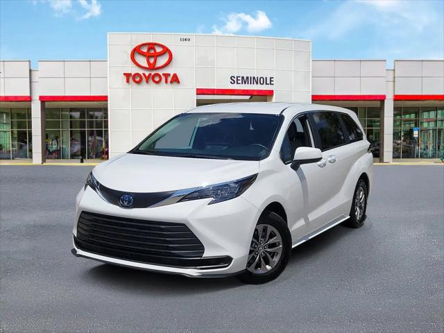 2025 Toyota Sienna LE for sale in Sanford, FL