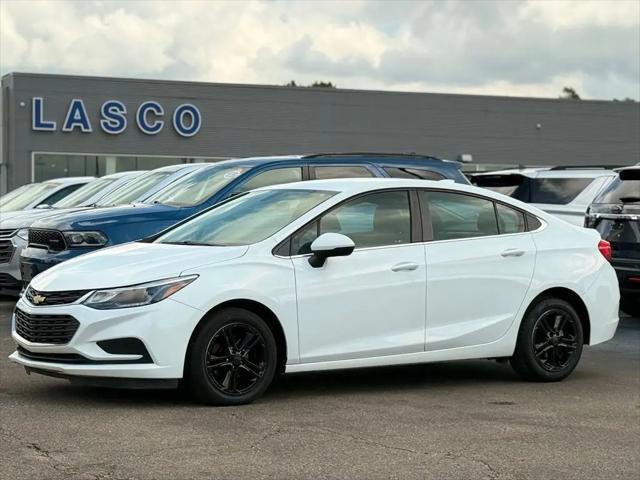 2017 Chevrolet Cruze LT Auto for sale in Fenton, MI