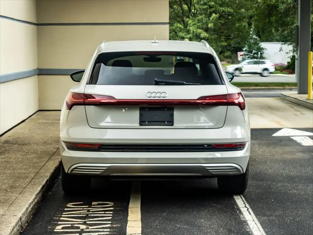 2022 Audi e-tron Premium