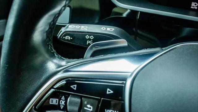2022 Audi e-tron Premium