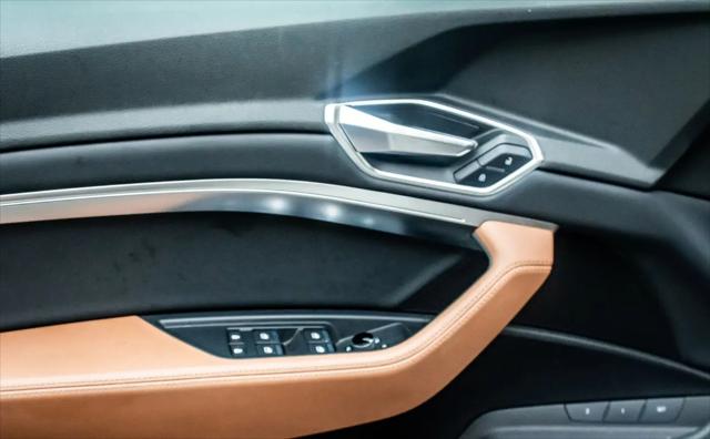 2022 Audi e-tron Premium