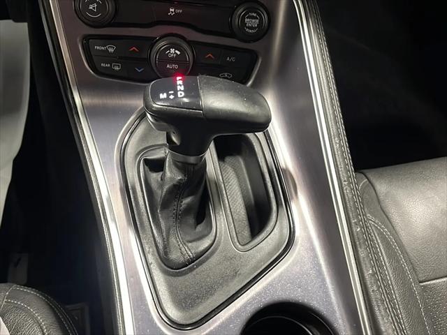 2015 Dodge Challenger SXT