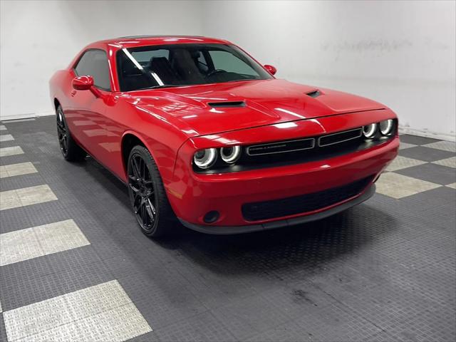 2015 Dodge Challenger SXT