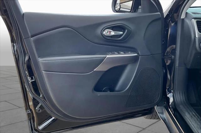 2021 Jeep Cherokee Latitude Lux