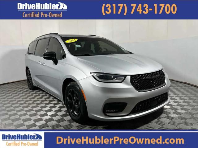 2024 Chrysler Pacifica Hybrid Premium S Appearance Pkg for sale in Greenwood, IN