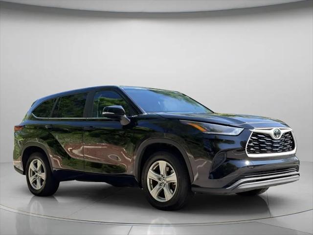 2023 Toyota Highlander L for sale in Houston, TX