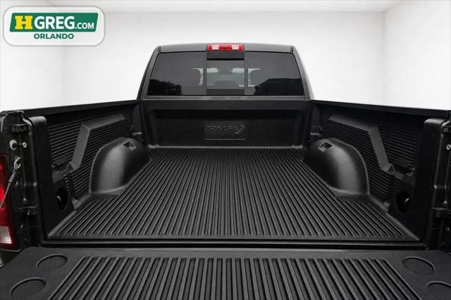 2019 Ram 1500 Classic SLT Crew Cab 4x2 64 Box