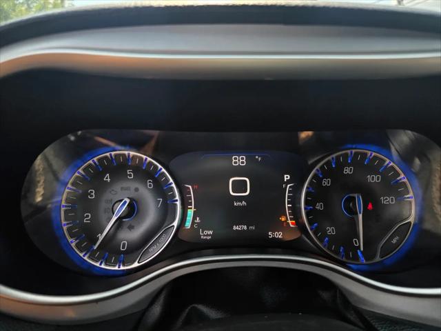 2024 Chrysler Pacifica Touring