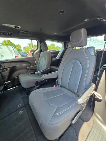 2024 Chrysler Pacifica Touring