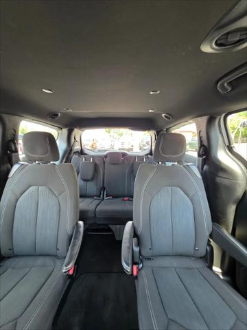 2024 Chrysler Pacifica Touring