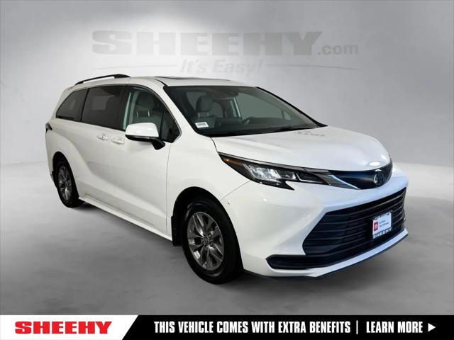 2023 Toyota Sienna LE for sale in Fredericksburg, VA