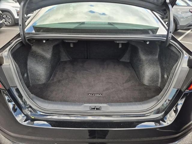2025 Nissan Altima SV FWD