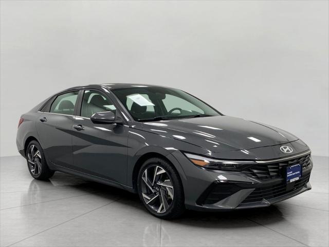 2025 Hyundai Elantra SEL Convenience for sale in Appleton, WI