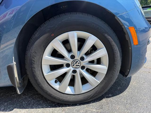 2017 Volkswagen Beetle 1.8T Fleet