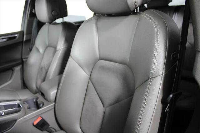 2019 Porsche Macan Macan