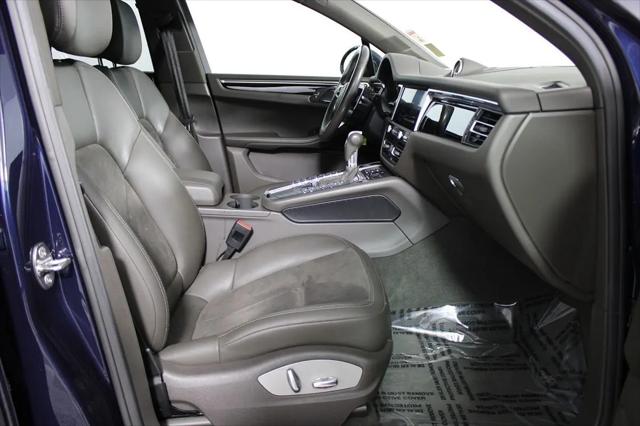 2019 Porsche Macan Macan
