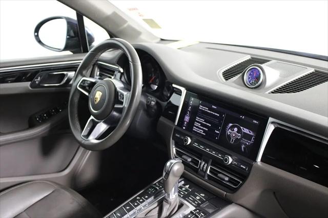 2019 Porsche Macan Macan