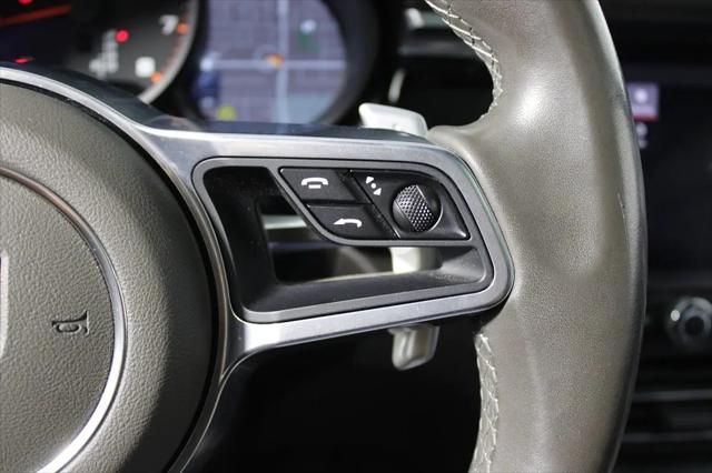 2019 Porsche Macan Macan