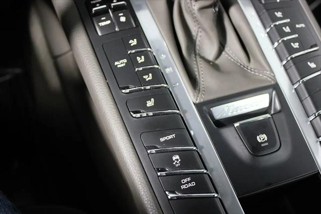 2019 Porsche Macan Macan