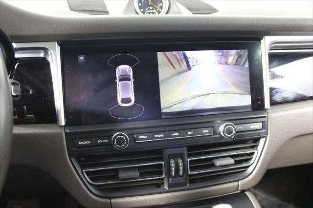 2019 Porsche Macan Macan