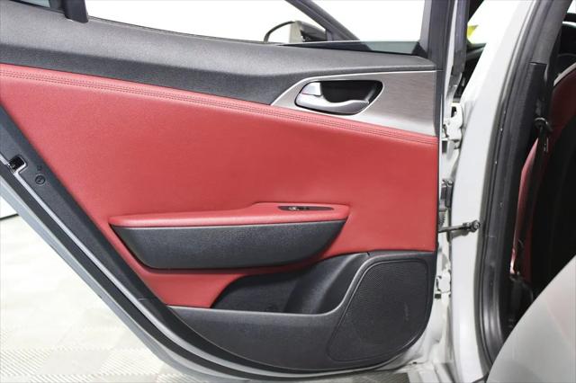 2022 Kia Stinger GT1