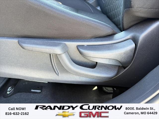 2023 Nissan Kicks SV Xtronic CVT