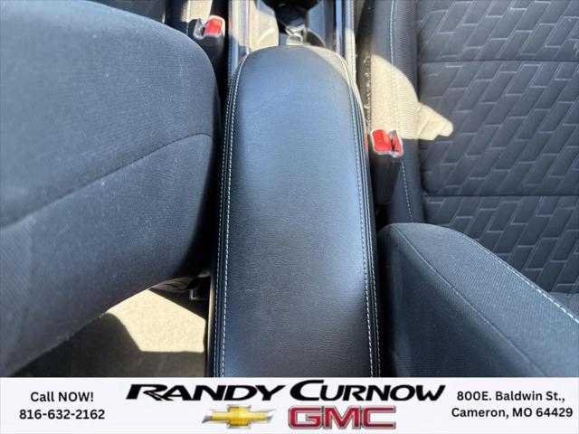 2023 Nissan Kicks SV Xtronic CVT