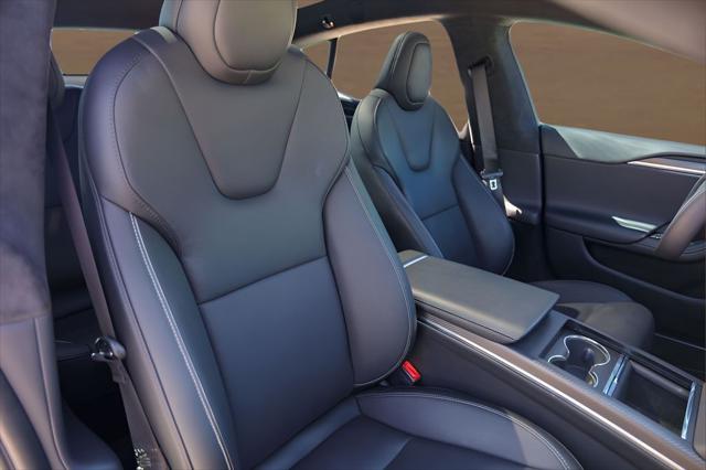 2024 Tesla Model S Plaid Tri Motor All-Wheel Drive