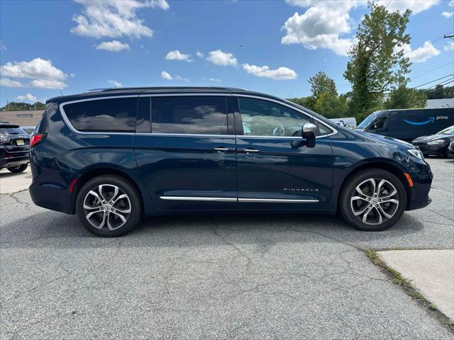 2024 Chrysler Pacifica Pinnacle AWD