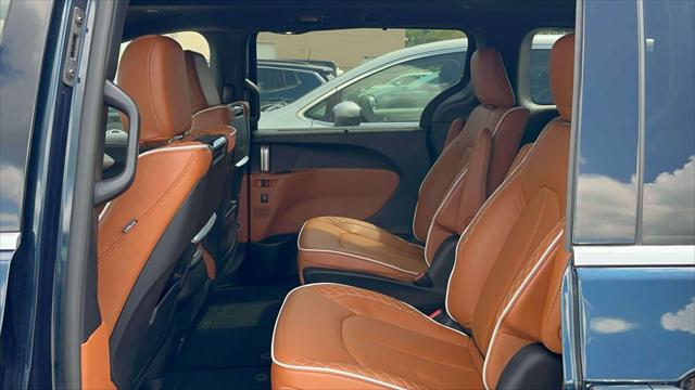 2024 Chrysler Pacifica Pinnacle AWD