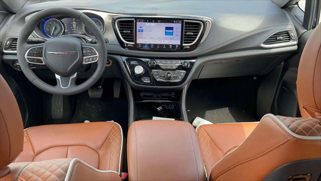 2024 Chrysler Pacifica Pinnacle AWD