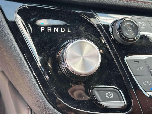 2024 Chrysler Pacifica Pinnacle AWD