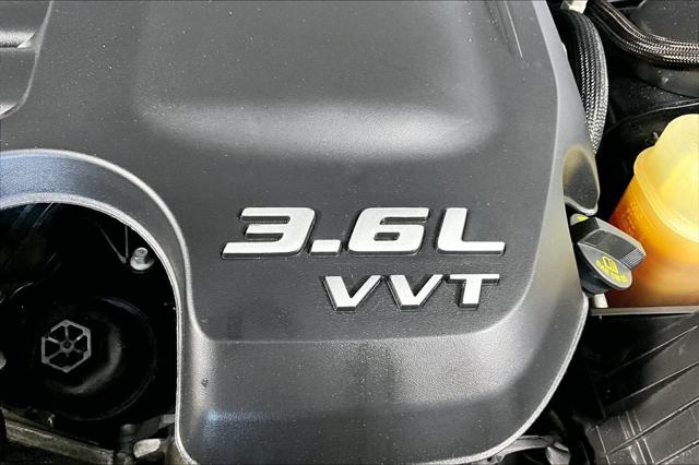 Used 2020 Dodge Charger SXT RWD For Sale in Olive Branch, MS