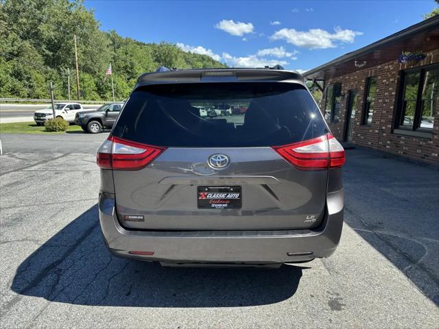 2017 Toyota Sienna LE 7 Passenger