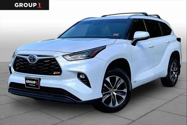 2022 Toyota Highlander Hybrid XLE for sale in Saco, ME