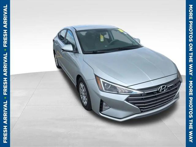 2019 Hyundai Elantra SE for sale in Davenport, IA