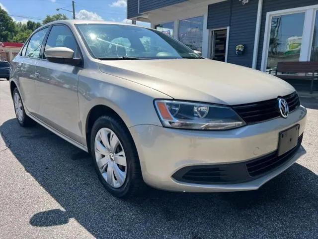 2014 Volkswagen Jetta 1.8T SE for sale in Akron, OH