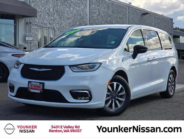 2024 Chrysler Pacifica Hybrid Select for sale in Renton, WA
