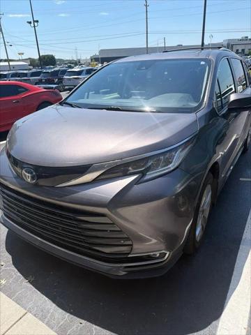 2022 Toyota Sienna Limited for sale in Chattanooga, TN