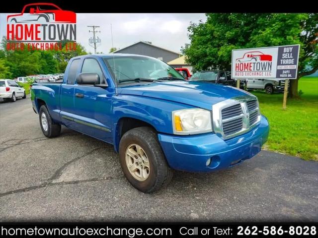 2005 Dodge Dakota SLT for sale in Lake Geneva, WI