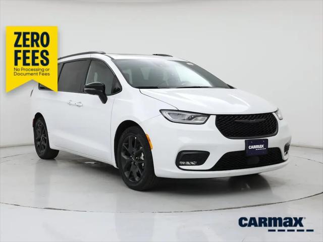 2025 Chrysler Pacifica Limited for sale in Wichita, KS
