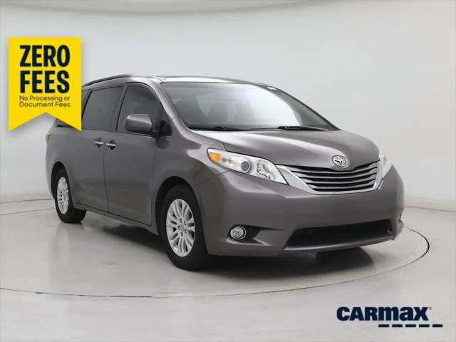 2017 Toyota Sienna XLE Premium 8 Passenger for sale in Austin, TX