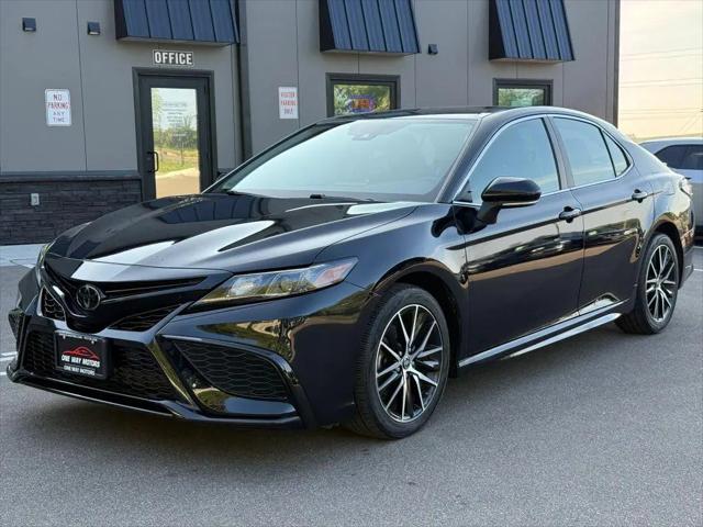 2023 Toyota Camry SE for sale in Burnsville, MN