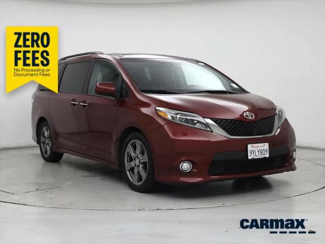 2017 Toyota Sienna SE 8 Passenger for sale in Fremont, CA