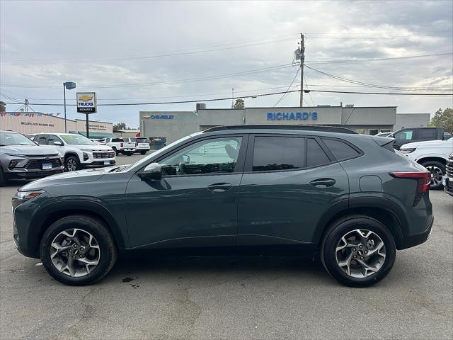 2025 Chevrolet Trax FWD LT