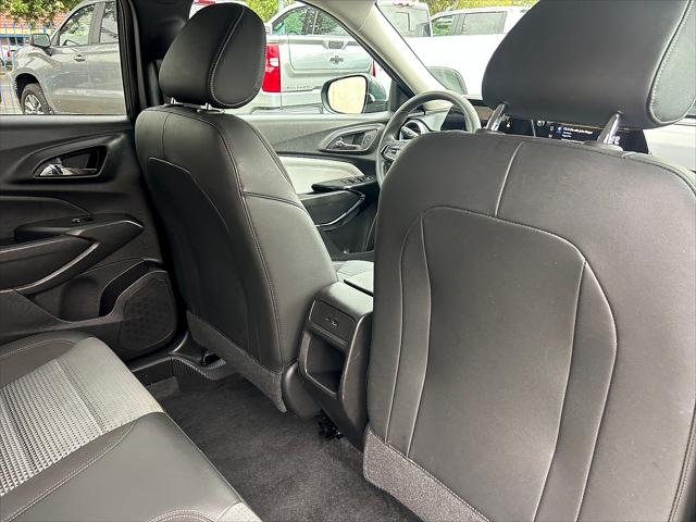 2025 Chevrolet Trax FWD LT
