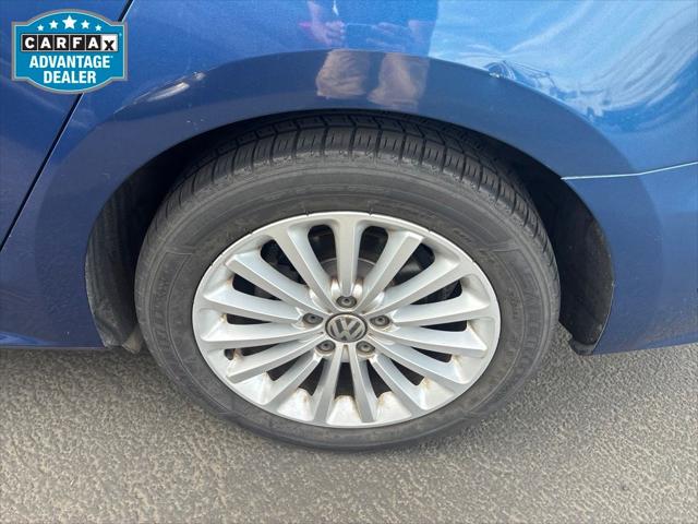 2016 Volkswagen Passat 1.8T SE
