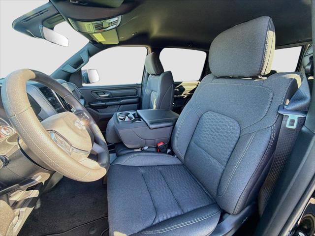 2027 RAM Ram 1500 RAM 1500 TRADESMAN CREW CAB 4X4 57 BOX 2027 RAM Ram 1500 RAM 1500 TRADESMAN CREW CAB 4X4 57 BOX